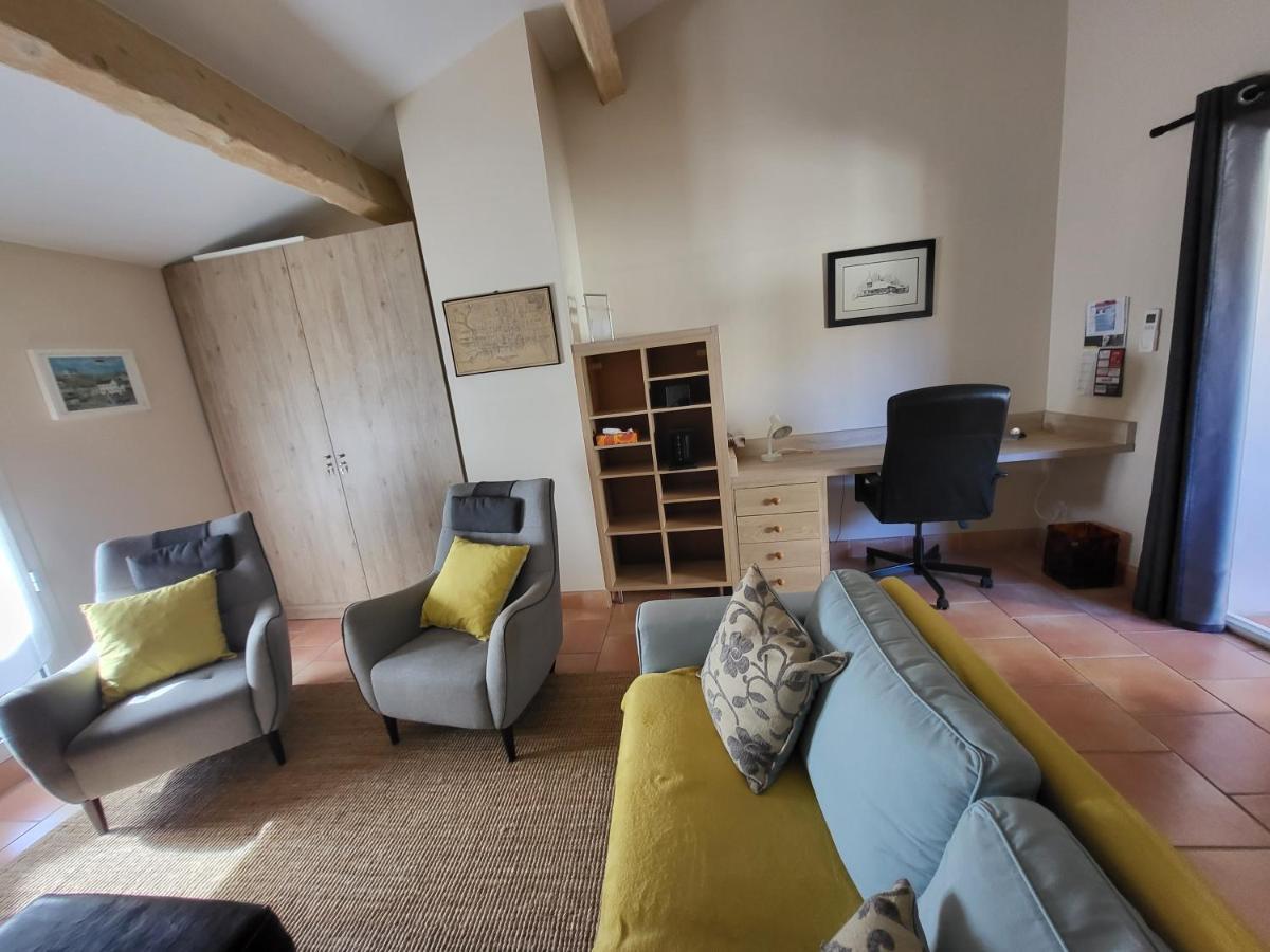 La Chouette De Camargue Apartment Aigues-Mortes Luaran gambar