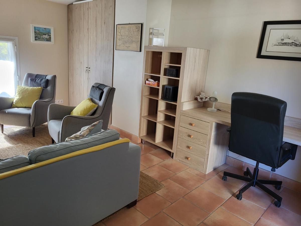 La Chouette De Camargue Apartment Aigues-Mortes Luaran gambar