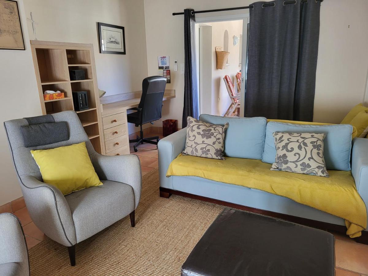 La Chouette De Camargue Apartment Aigues-Mortes Luaran gambar